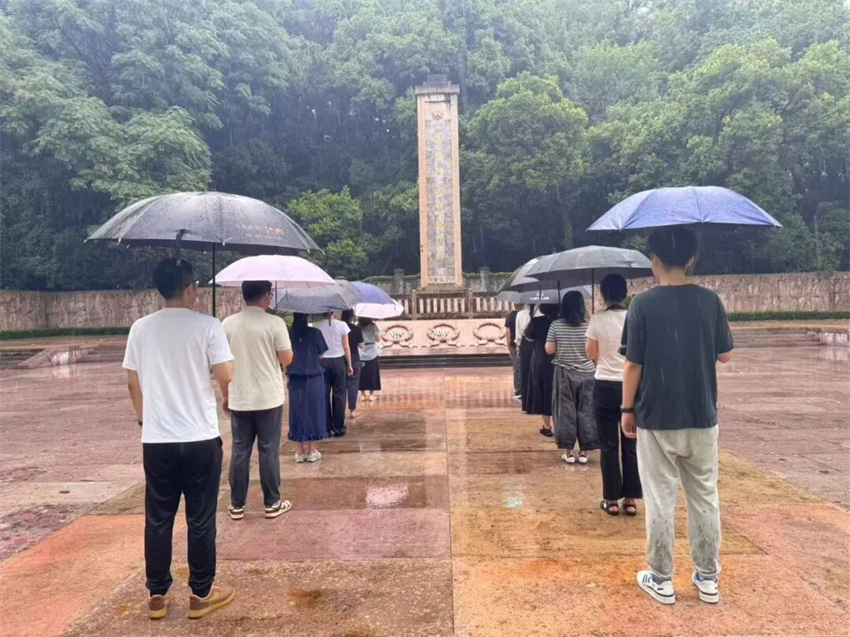 1791944284.jpg 微信图片_2026-10-14_101721_157.jpg